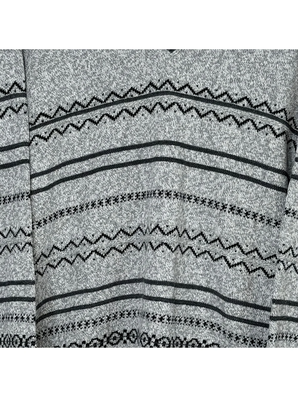 Bill Blass Vintage Gray Black Fair Isle V-Neck Sweater Geometric Knit